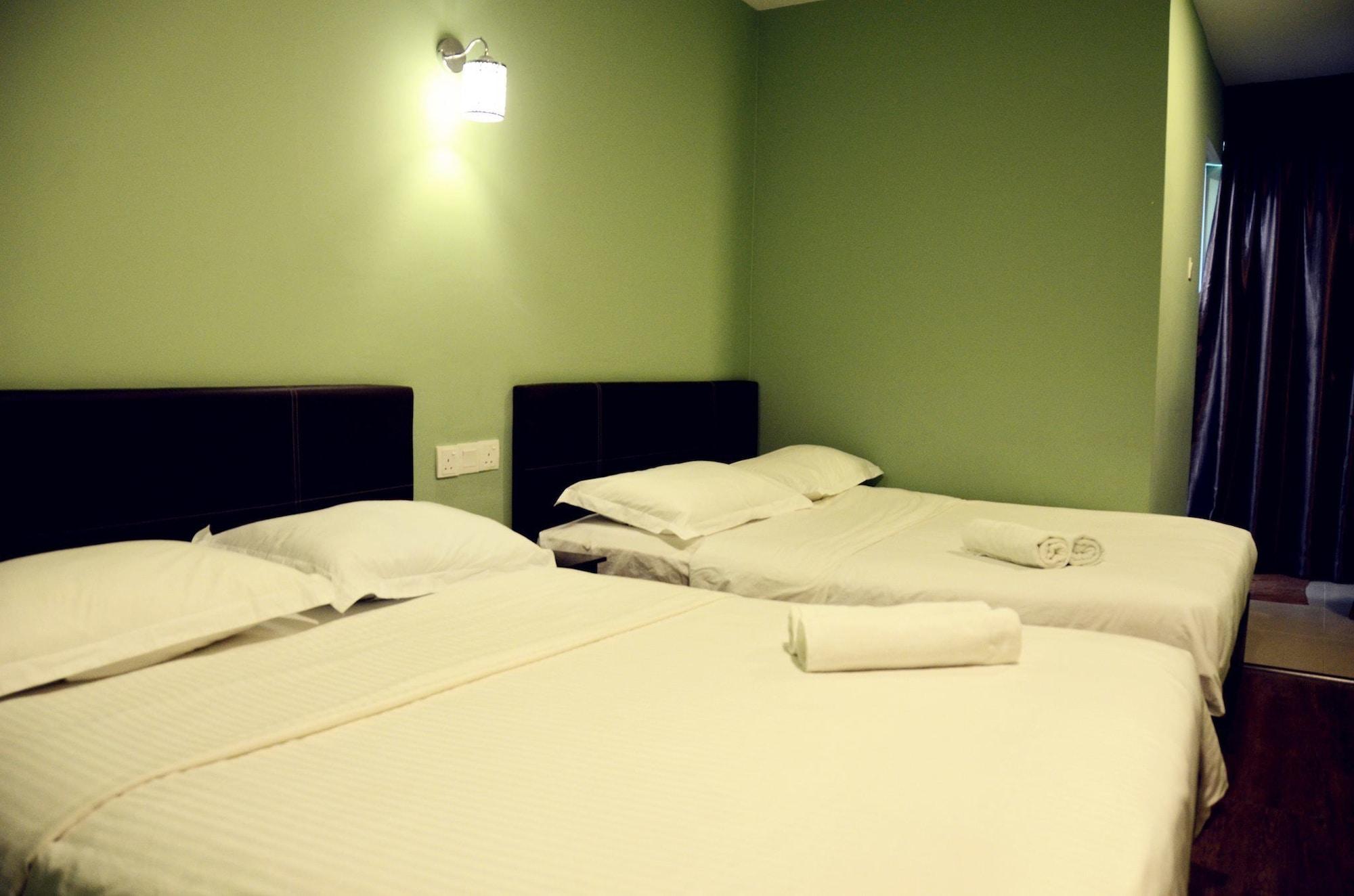 Hotel Sri Rembia Малакка Экстерьер фото