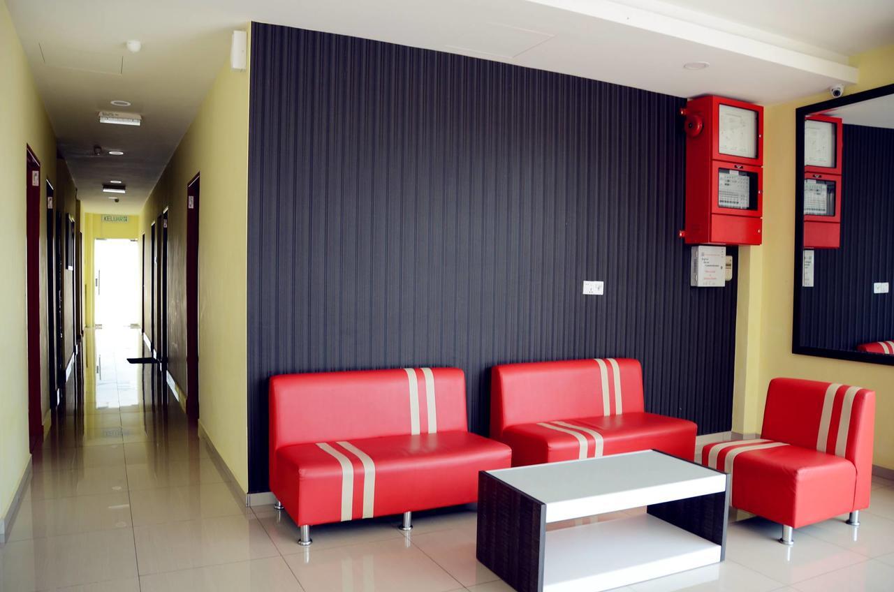 Hotel Sri Rembia Малакка Экстерьер фото